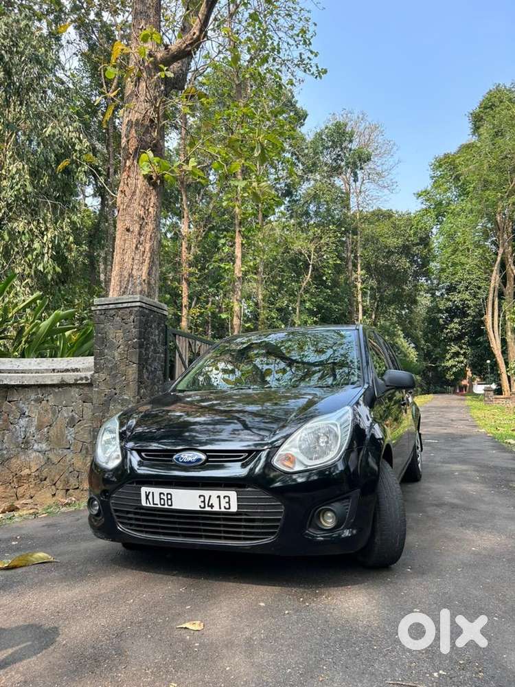 Ford Figo 2015 Diesel 97000 Km Driven