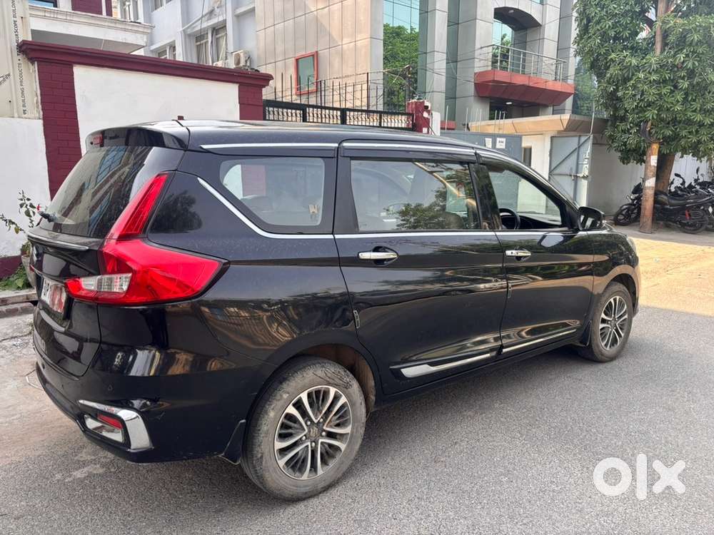 Maruti Suzuki Ertiga Zxi Cng 2024, Push Start, Black Colour