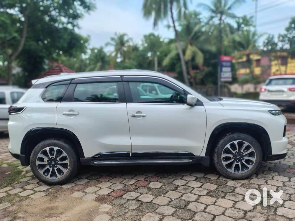 Maruti Suzuki Grand Vitara 1.5 Alpha Smart Hybrid At, 2023, Petrol