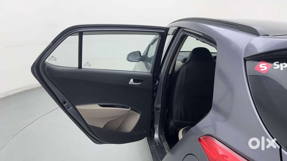 Hyundai Grand I10 1.2 Kappa Vtvt Asta (o) At, 2016, Petrol