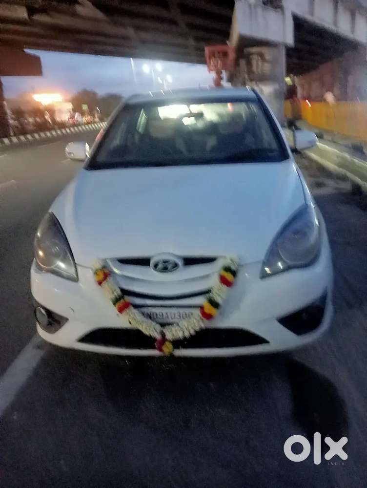 Hyundai Verna Crdi Se 2008