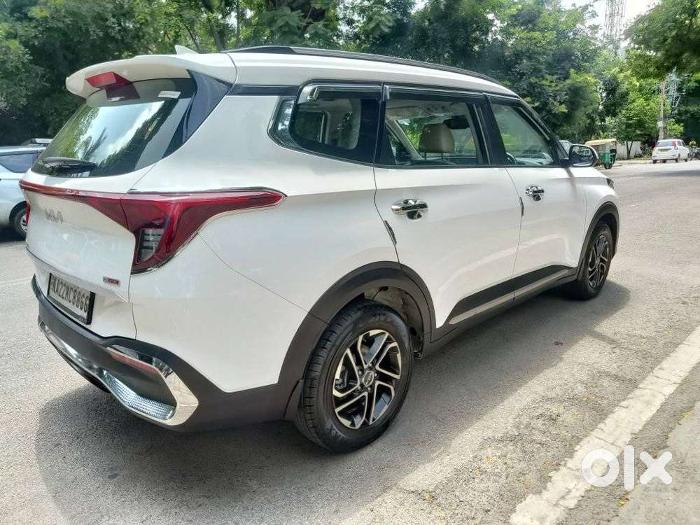 Kia Carens 1.4 Luxury Plus 6 Str, 2023, Petrol