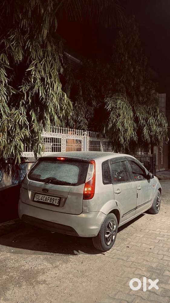 Reliable Ford 2011 Car