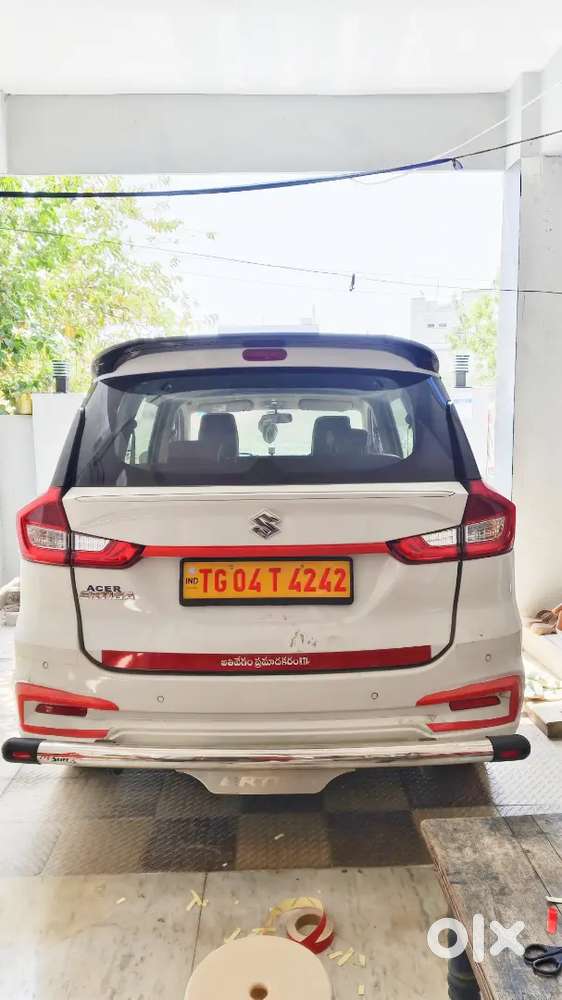 Maruti Suzuki Ertiga Vxi Cng 2025