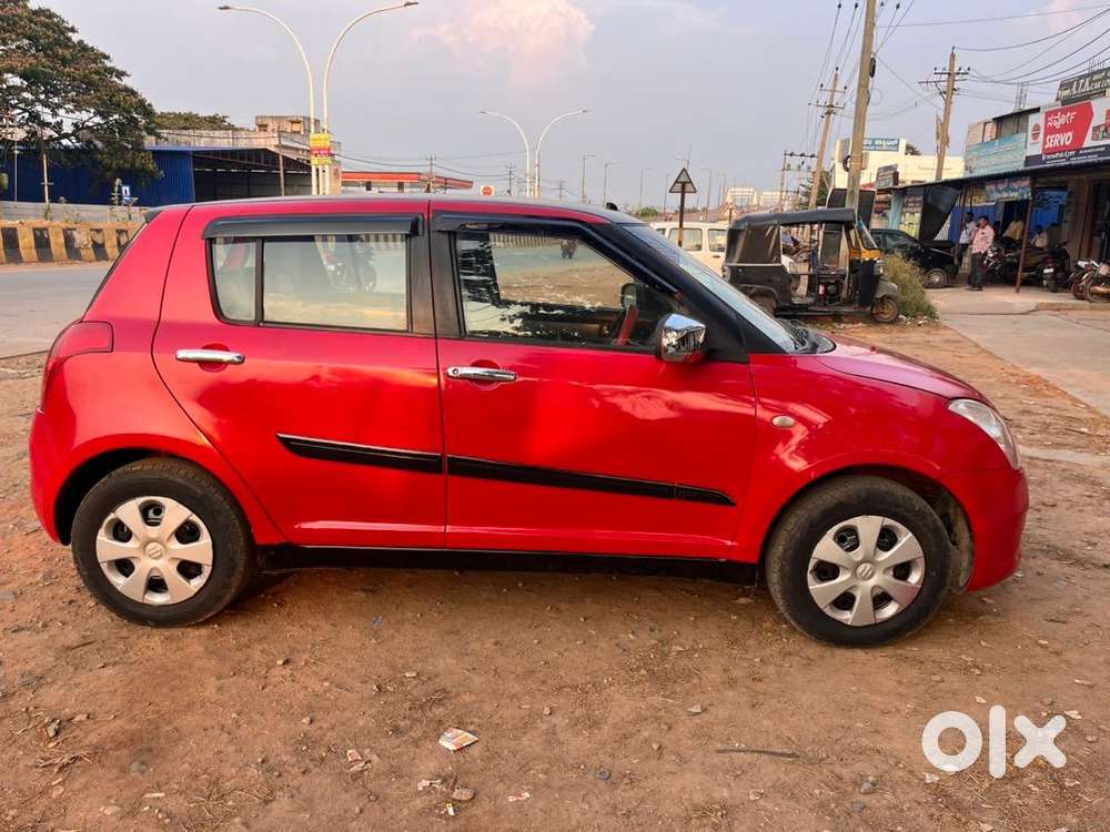 Maruti Suzuki Swift 2006 Petrol Well Maintained