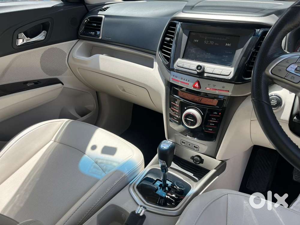 Mahindra Xuv300 W8 (o) 1.5 Diesel Amt, 2021, Diesel