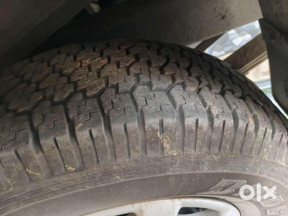 Company Service, All Tyres Are 8n Good Condition,