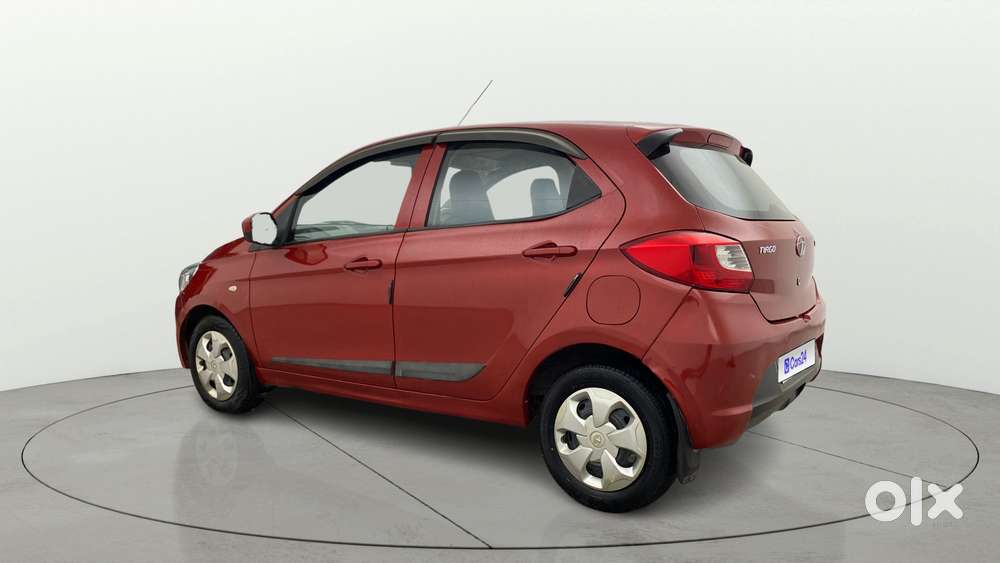 Tata Tiago 1.2 Revotron Xt, 2017, Petrol