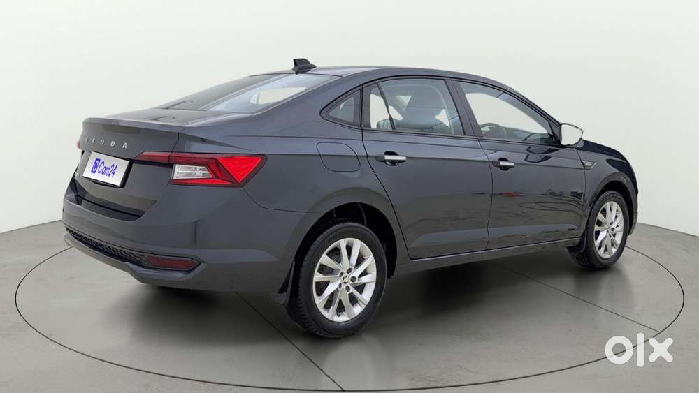 Skoda Slavia 1.0 Ambition Tsi At, 2023, Petrol