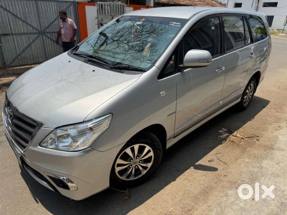 Toyota Innova 2.5 V 7 Str, 2010, Diesel