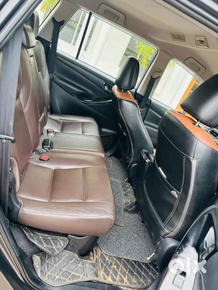 Toyota Innova Crysta 2017