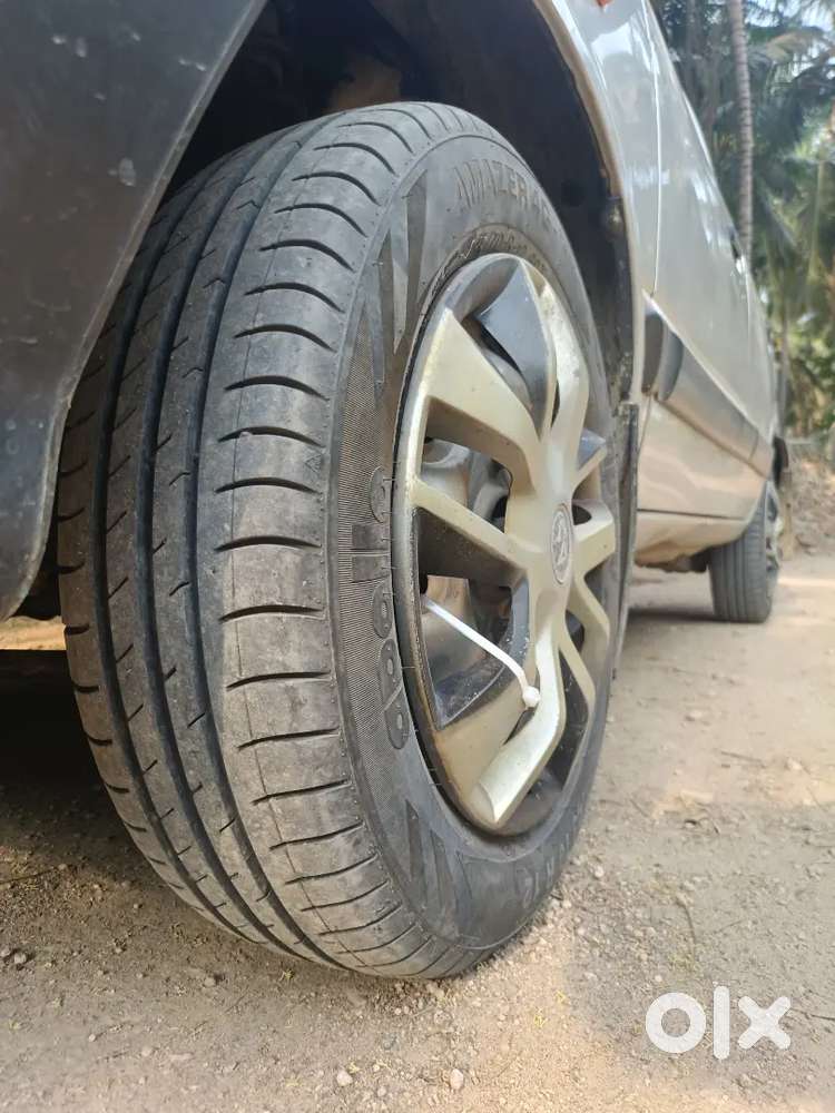 Good Condition ' Center Lock System