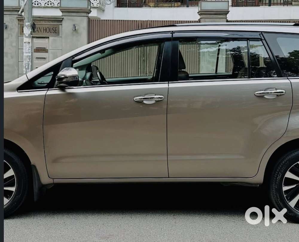 Toyota Innova Crysta [2020-ongoing] 2.7 Zx At 7 Str, 2022, Petrol