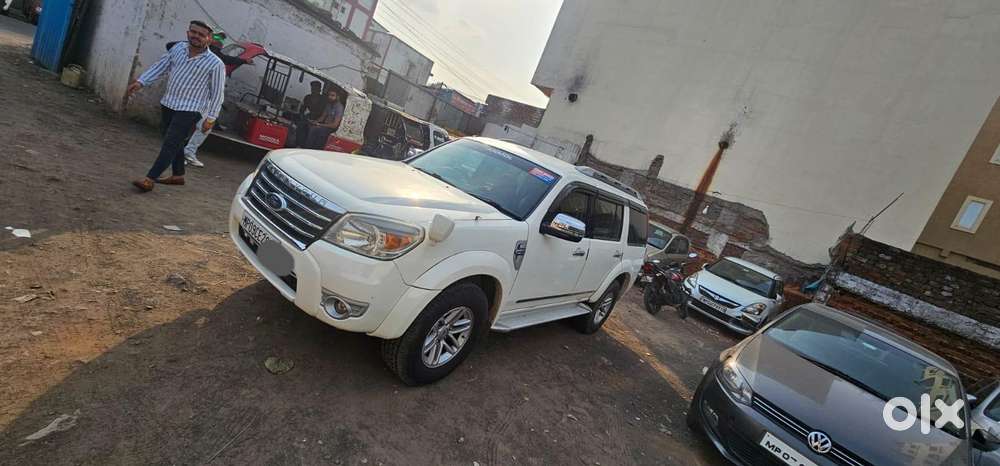 Ford Endeavour Titanium 2.2 4x2, 2012, Diesel