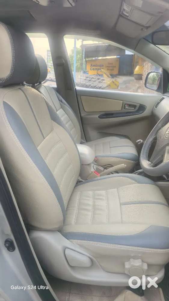Toyota Innova 2013 Diesel 295000 Km Driven
