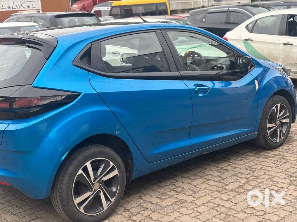 2024 Tata Altroz Xz Plus Diesel – Lifetime Tax Paid  Top Model