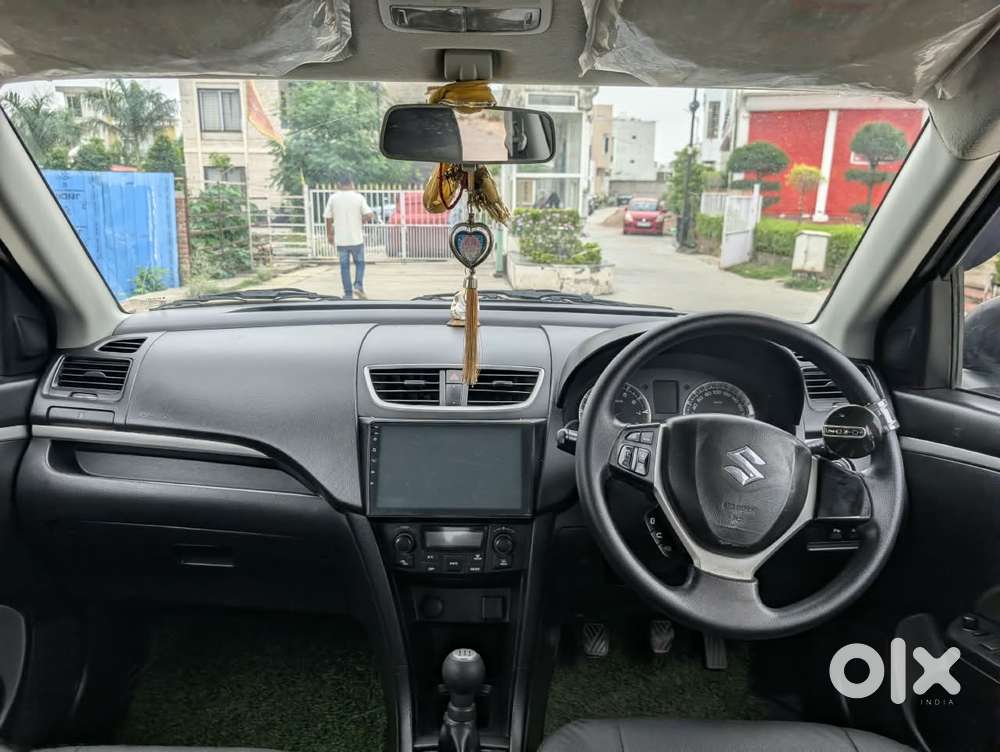 Maruti Suzuki Swift Zxi, 2017, Petrol