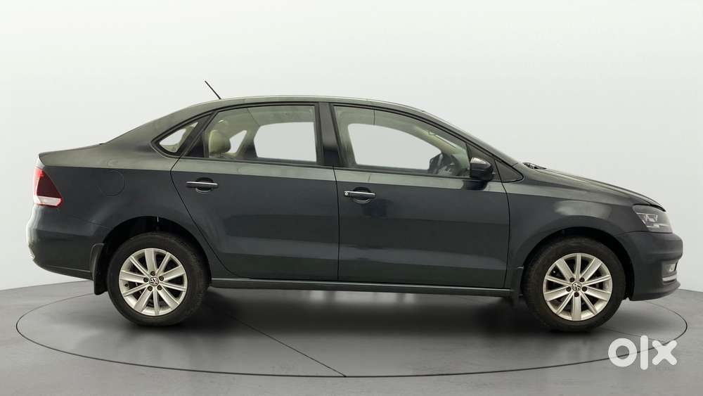 Volkswagen Vento 1.2 Tsi Highline Plus At, 2017, Petrol