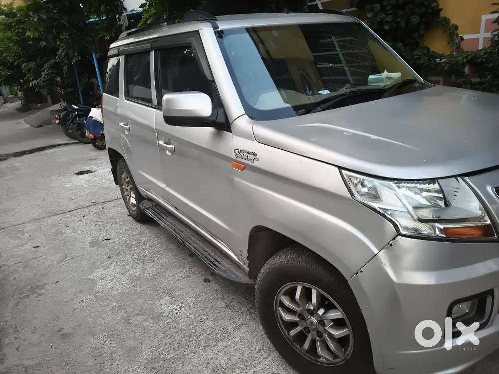 Mahindra Tuv 300 2016