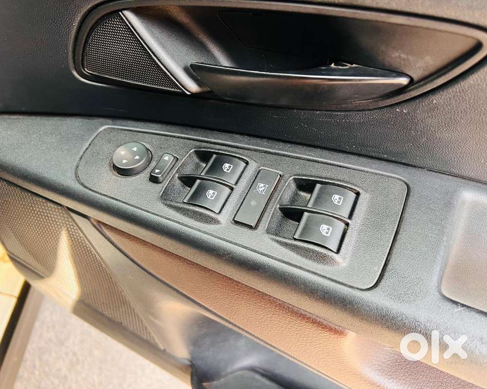 Fiat Avventura 2014 Diesel 158000 Km Driven