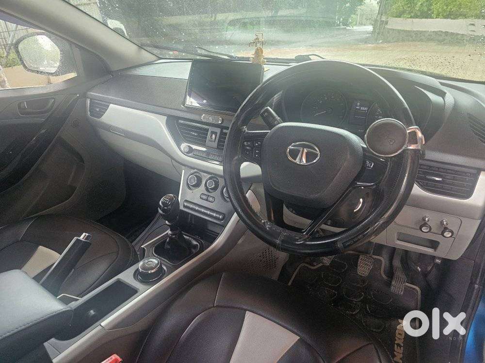 Tata Nexon 1.5 Revotorq Xm (s), 2017, Diesel