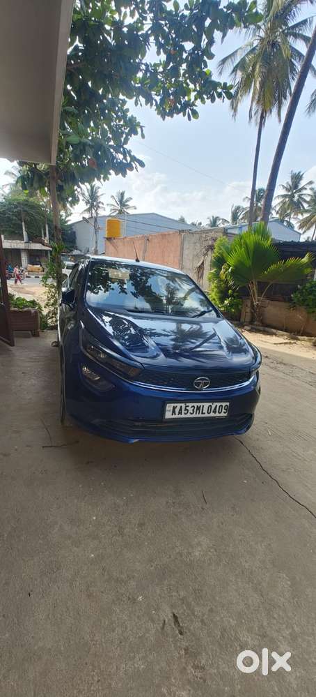 Tata Altroz Xz, 2023, Petrol