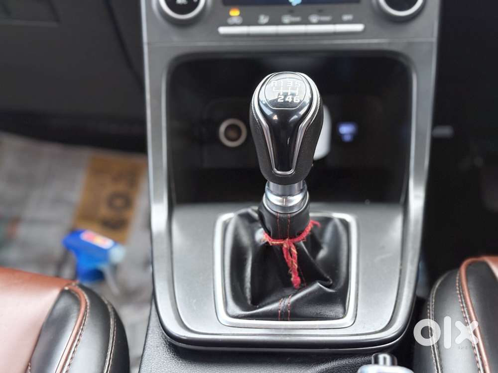 Hyundai Creta 1.5 S Plus Knight Petrol Dual Tone, 2023, Petrol