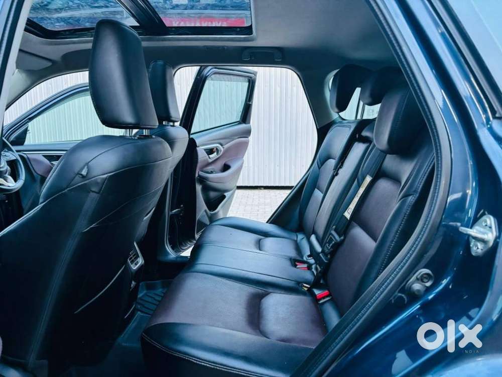 Maruti Suzuki Grand Vitara Alpha Smart Hybrid, 2023, Petrol