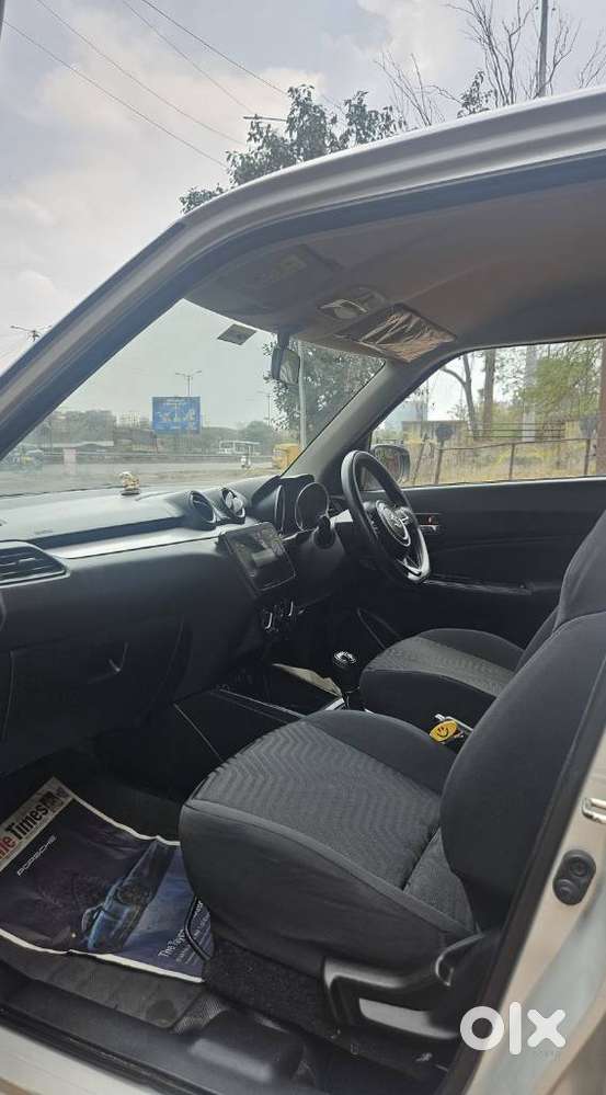 Maruti Suzuki Swift Vxi + Manual, 2021, Petrol