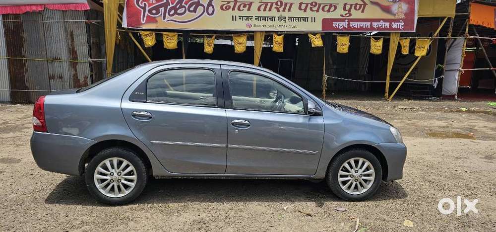Toyota Etios V, 2013, Petrol