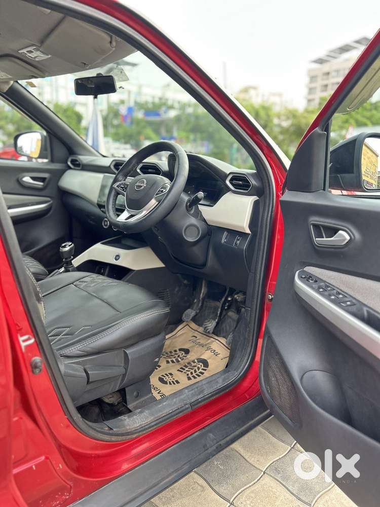 Nissan Magnite 1.0 Xv, 2023, Petrol
