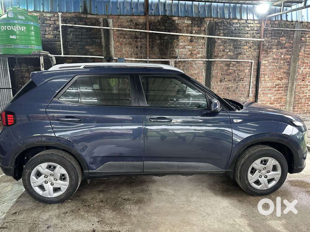 Hyundai Venue S Mt 1.2 Kappa, 2022, Petrol