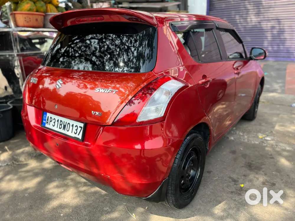Maruti Suzuki Swift 2012
