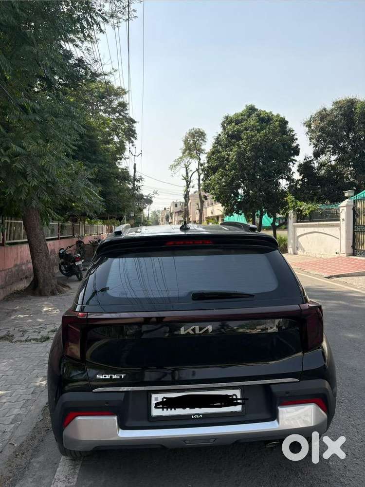 Kia Sonet 2025 Petrol 10000 Km Driven
