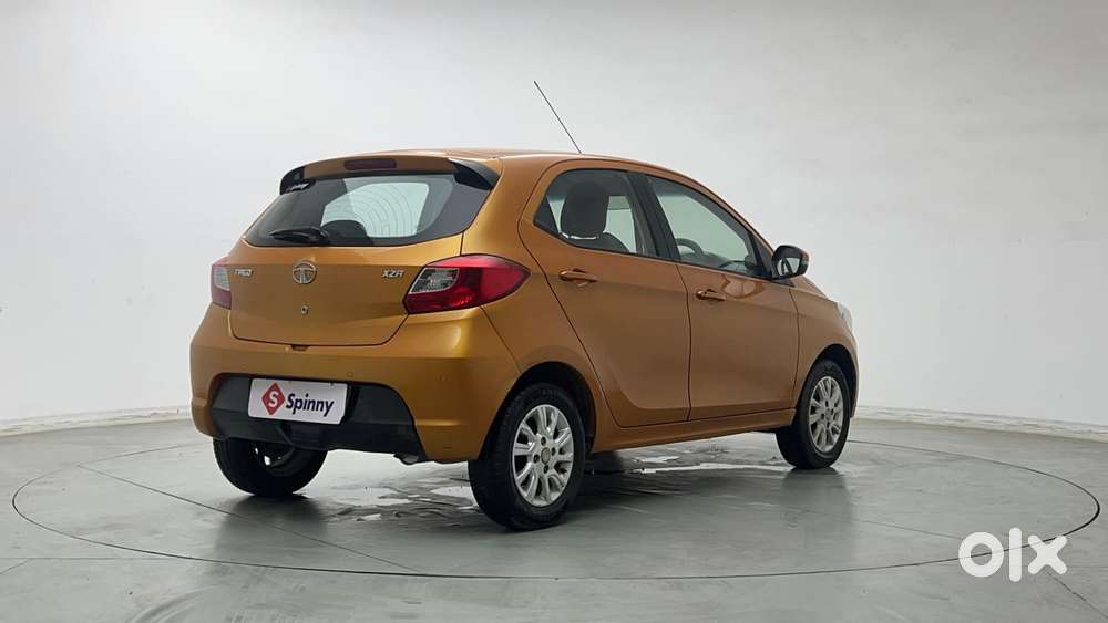 Tata Tiago Xza, 2017, Petrol