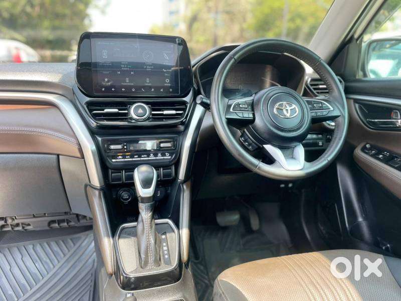 Toyota Urban Cruiser Hyryder 1.5 V Hybrid, 2025, Petrol