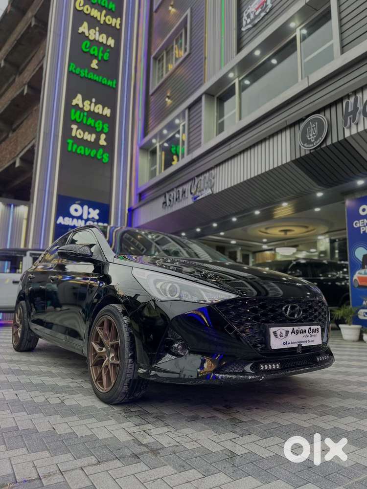 Hyundai Verna, 2023, Petrol
