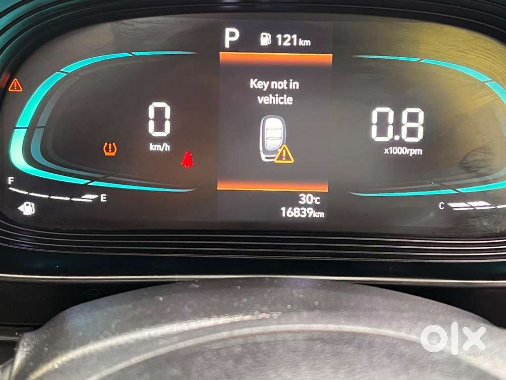 Hyundai Venue 1.0 Sx (o) Turbo Dct, 2022, Petrol