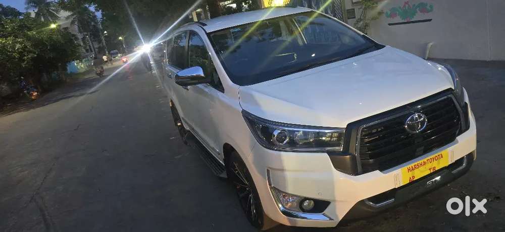 Toyota Innova Crysta 2.4 2023