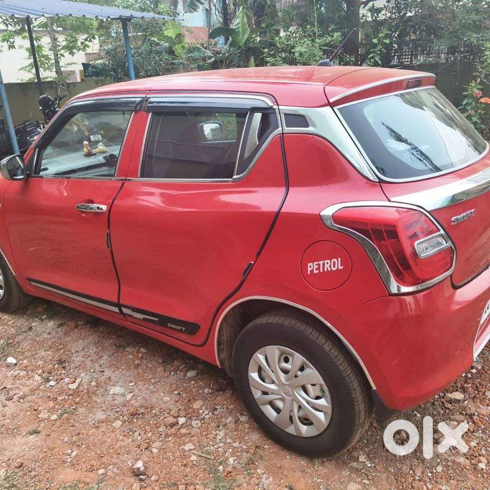 Maruti Suzuki Swift Lxi Optional-o, 2019, Petrol