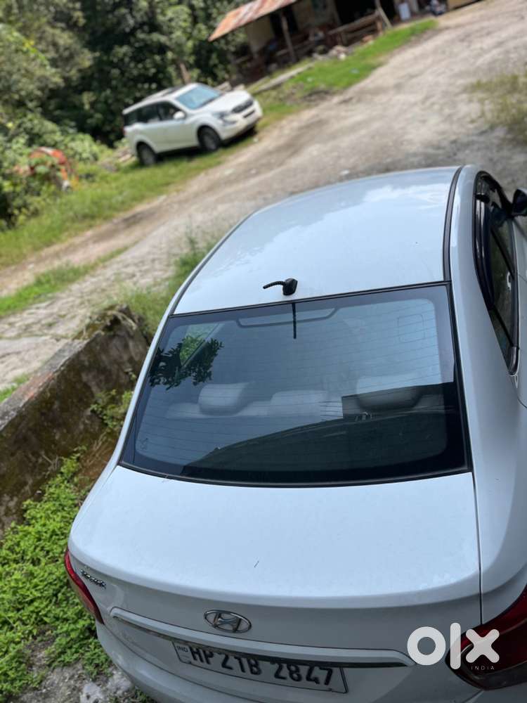 Hyundai Xcent 2016 Petrol 120000 Km Driven