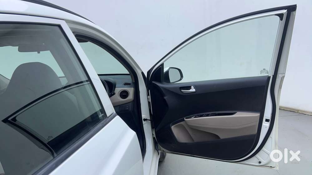 Hyundai Grand I10 1.2 Kappa Sportz Option At, 2017, Petrol