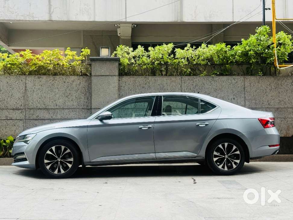 Skoda Superb 2.0 L&k Tsi At, 2021, Petrol