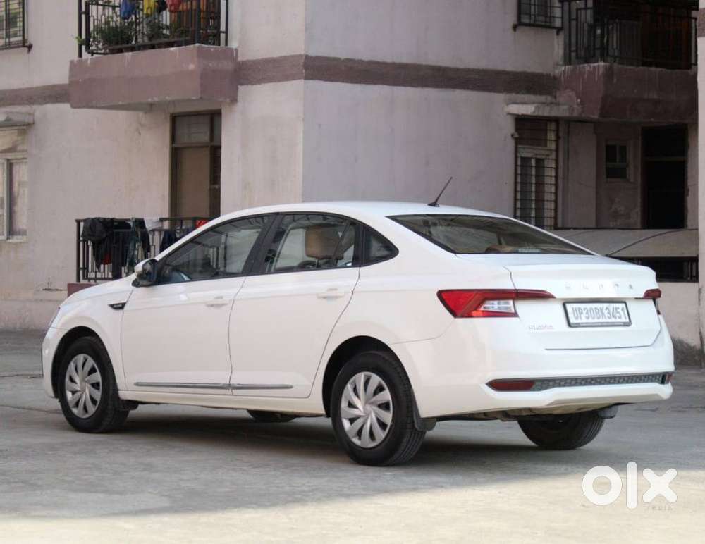 Skoda Slavia 1.0 Active Tsi, 2022, Petrol