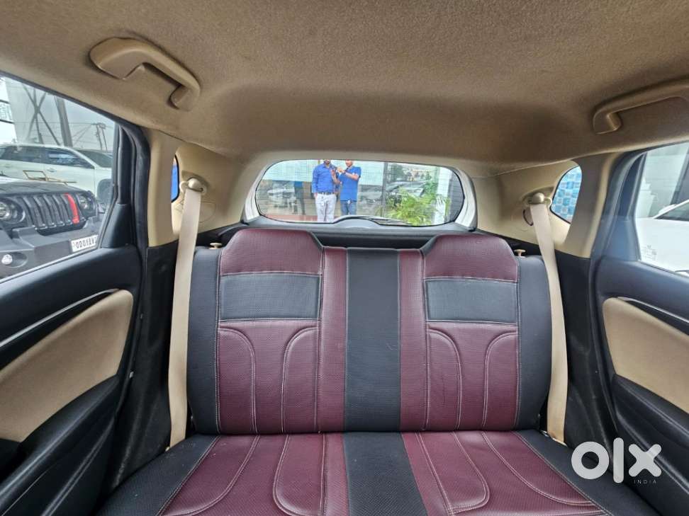 Honda Jazz V Mt Privilege, 2016, Petrol