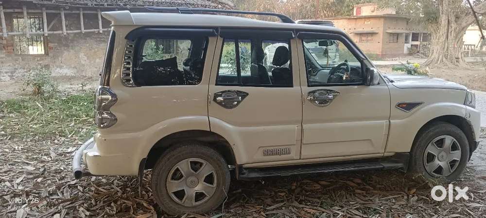 Mahindra Scorpio 2018 Diesel Well Maintained