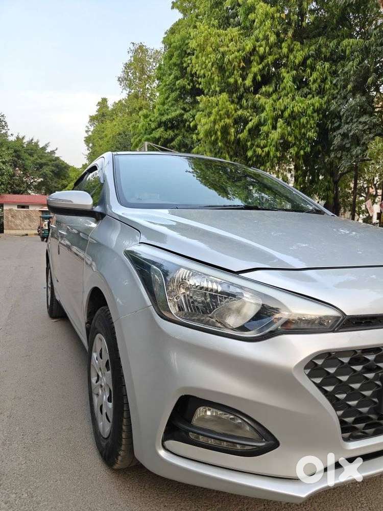 Hyundai Elite I20 Sportz (o) 1.2 Mt, 2019, Petrol