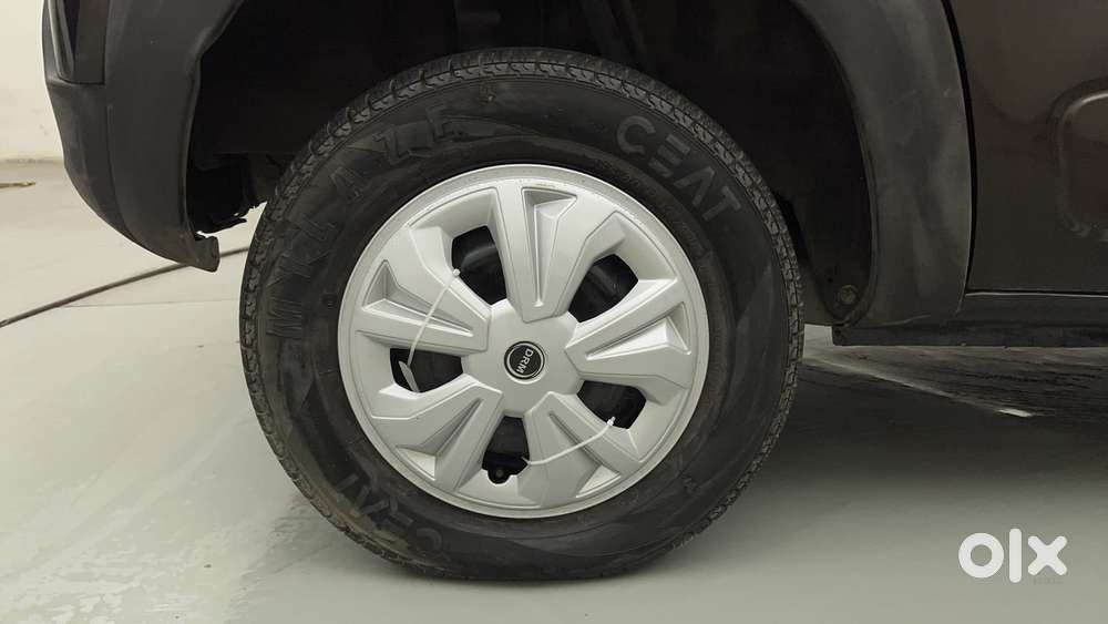 Renault Kwid 2019-ongoing 1.0 Rxt Amt (o), 2016, Petrol