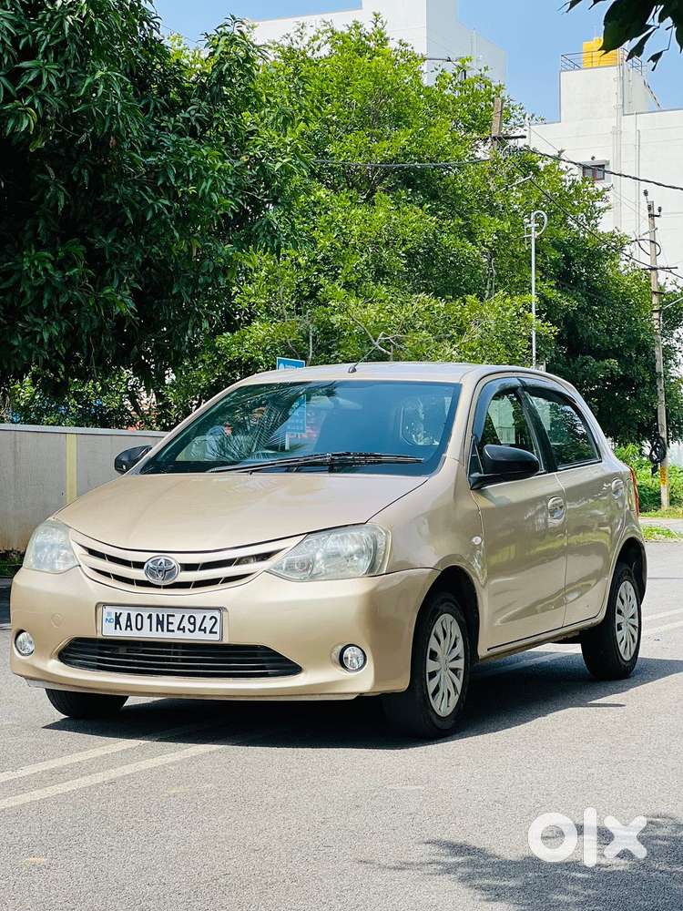 Toyota Etios Liva G Plus, 2012, Petrol
