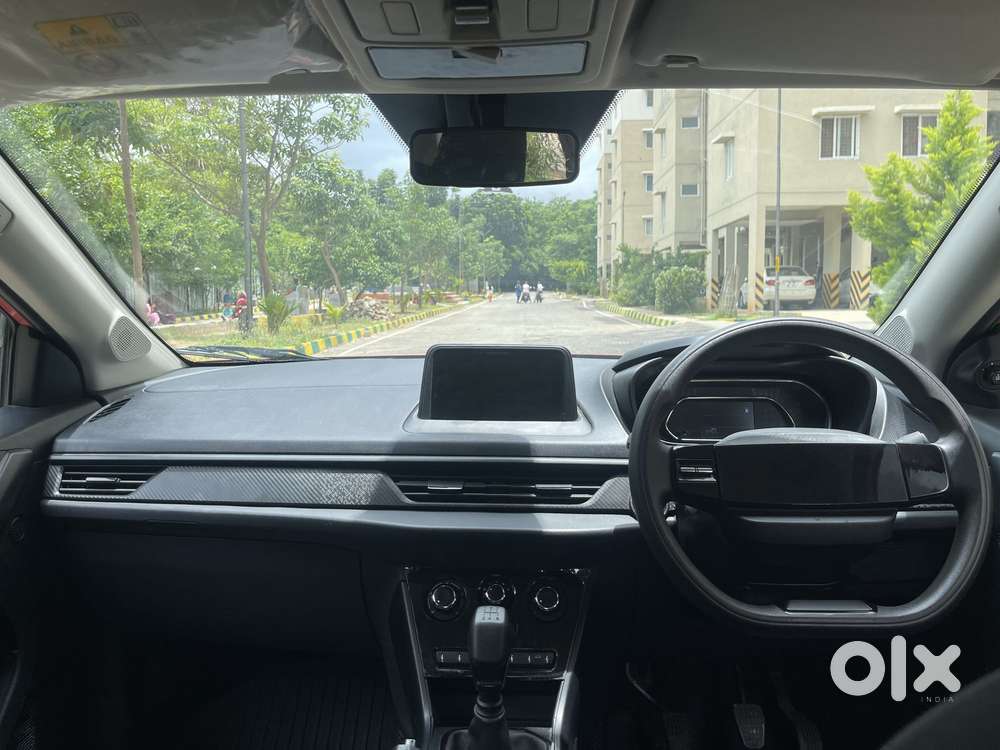 Tata Nexon Smart Plus1.2 Revotron Petrol 5 Mt, 2023, Petrol